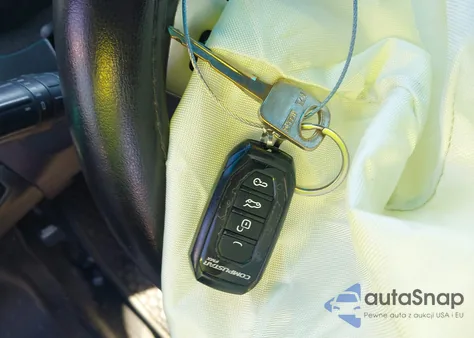 2013 Ford Police Interceptor from USA, damaged, VIN 1FM5K8AR2DGC40705